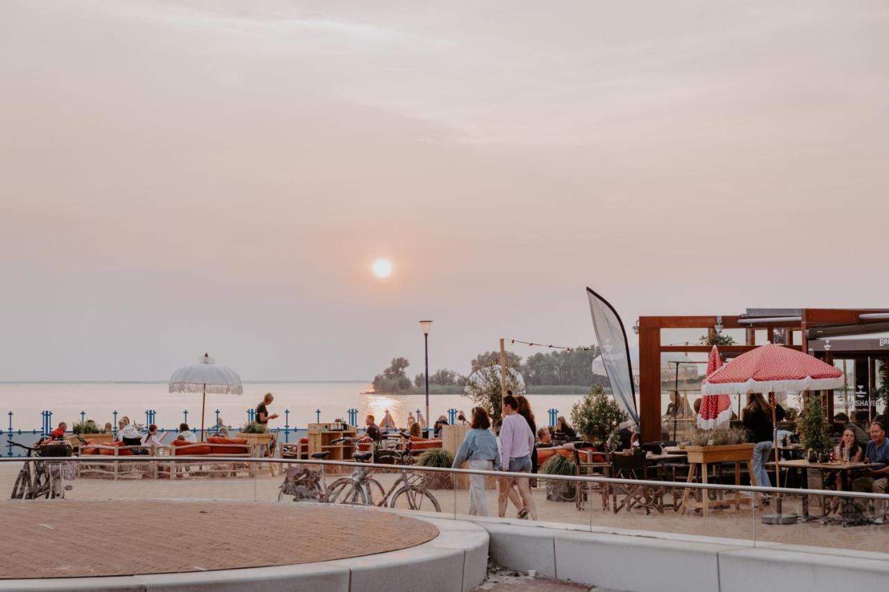 Stijlvol Appartement Op Strand มัคคุม ภายนอก รูปภาพ
